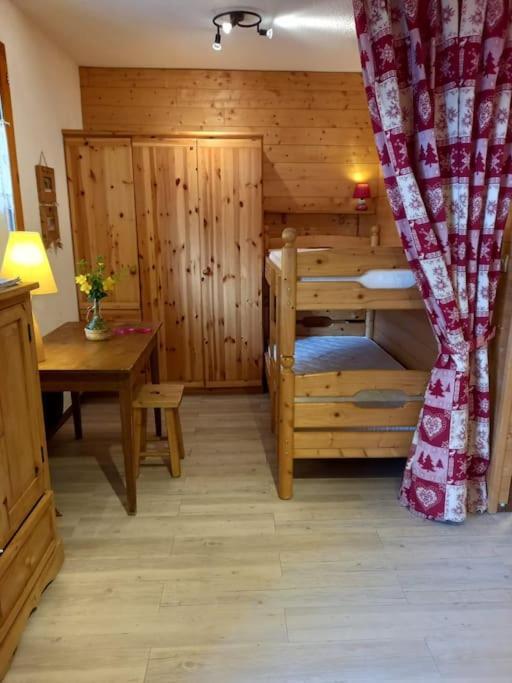 L'Appartement Les Bossons En Lisiere De Foret Dans Le Chalet Genepi Arêches Exterior foto